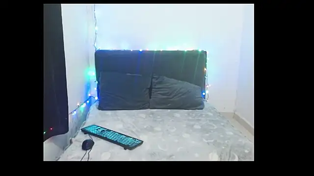 Snapshot of isabel-nashyeli chatting on 03-07-25, 08:56 isabel-nashyeli online show from 03-07-25, 08:56