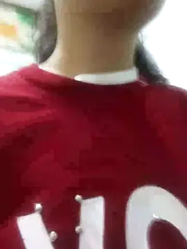 Snapshot of saraaxx1 chatting on 03-11-25, 08:09 saraaxx1 online show from 03-11-25, 08:09