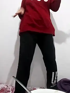 Snapshot of saraaxx1 chatting on 03-13-25, 02:49 saraaxx1 online show from 03-13-25, 02:49