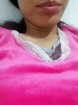 saraaxx1 online show from 11-25-25, 10:32