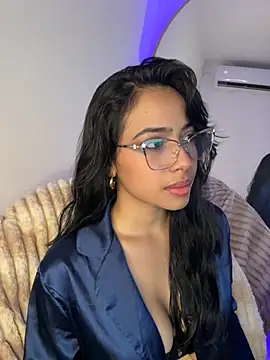  Emily Thompson  online show from 03-03-26, 12:28