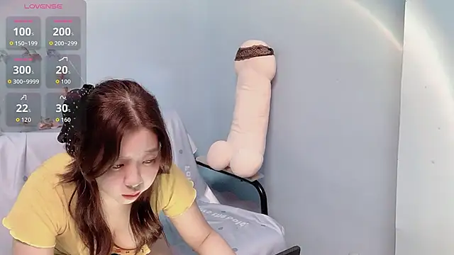 Snapshot of X-xiao-888 chatting on 10-31-25, 03:13 X-xiao-888 online show from 10-31-25, 03:13