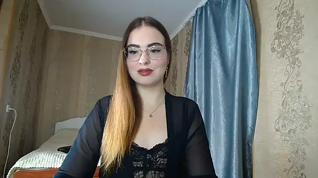 Leila Kissyu online show from 11-14-25, 02:27