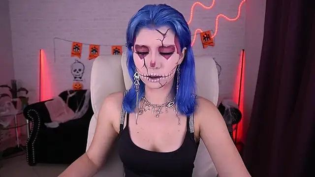 SelenaIris online show from 10-30-25, 09:26