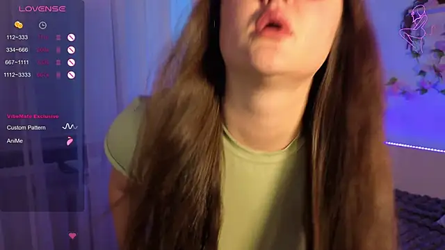 MiraLuccian online show from 09-08-25, 07:13