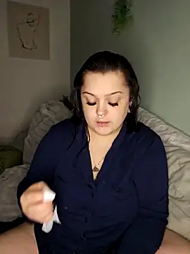 Saucy-Serenity online show from 04-02-26, 08:17