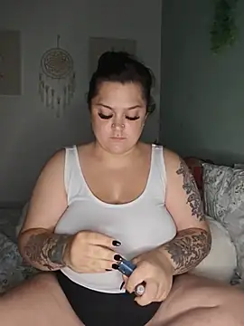 Snapshot of Saucy-Serenity chatting on 07-25-26, 10:07 Saucy-Serenity online show from 07-25-26, 10:07
