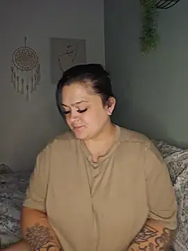 Snapshot of Saucy-Serenity chatting on 07-27-26, 10:39 Saucy-Serenity online show from 07-27-26, 10:39