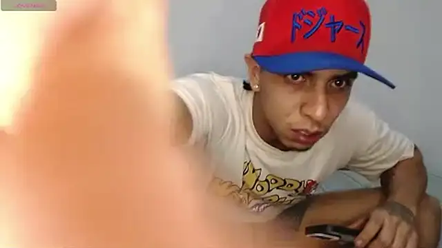 Monkey uchiha777 online show from 06-18-26, 12:33