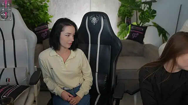 Billie054 online show from 11-17-25, 07:58