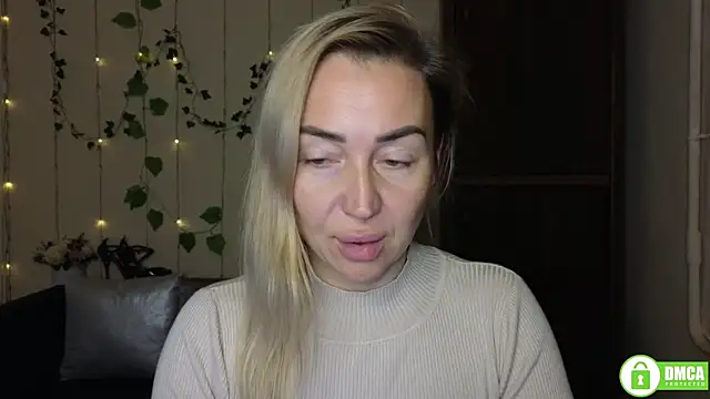 Snapshot of Kiss_julli88I chatting on 11-10-25, 06:40 Kiss julli88I online show from 11-10-25, 06:40