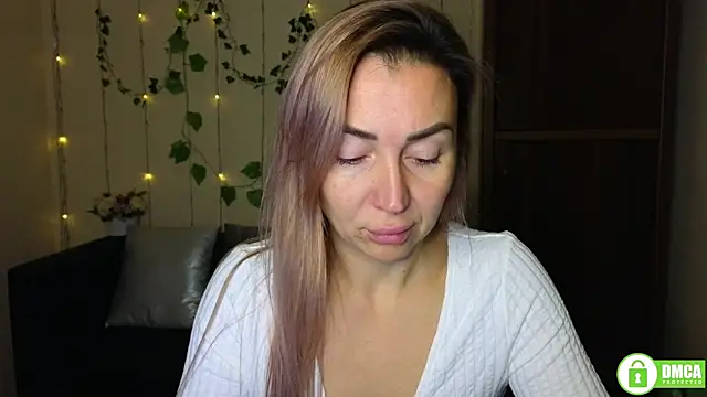 Snapshot of Kiss_julli88I chatting on 11-18-25, 06:23 Kiss julli88I online show from 11-18-25, 06:23