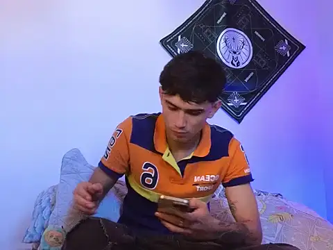 samevansx  online show from 01-09-26, 07:26