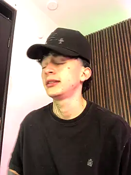 troy rouge online show from 10-02-25, 07:21