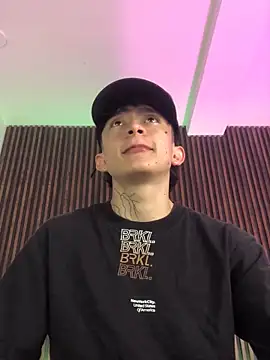 troy rouge online show from 10-07-25, 07:00