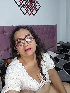 AlessandraLeroy online show from 02-03-26, 01:04