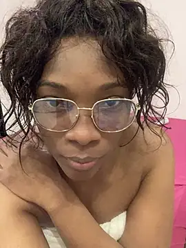 Nahomy gree online show from 03-14-25, 01:37