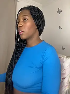 Nahomy gree online show from 10-06-25, 06:11