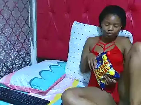 BondiBitch online show from 03-11-25, 07:58