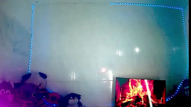 KimberlyXtreme online show from 12-20-25, 01:29