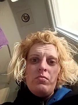 KITTYBOOBOOFUXX online show from 12-04-25, 03:49