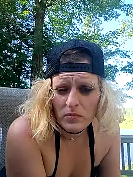 KITTYBOOBOOFUXX online show from 07-13-26, 09:39