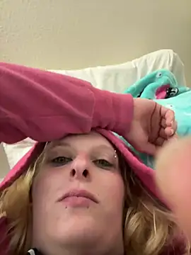 KITTYBOOBOOFUXX online show from 07-17-26, 05:25