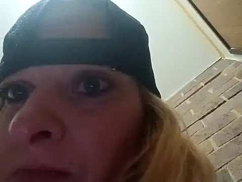 KITTYBOOBOOFUXX online show from 07-21-26, 10:50