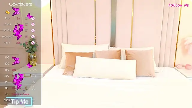 Snapshot of AmeliRoyse chatting on 10-09-25, 05:22 AmeliRoyse online show from 10-09-25, 05:22