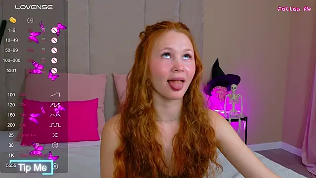 Snapshot of AmeliRoyse chatting on 10-22-25, 05:13 AmeliRoyse online show from 10-22-25, 05:13