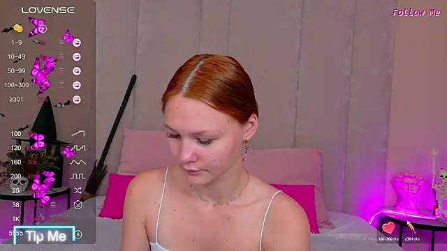 Snapshot of AmeliRoyse chatting on 11-02-25, 05:04 AmeliRoyse online show from 11-02-25, 05:04