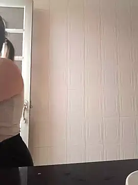 Luna-nevada online show from 10-02-25, 03:30