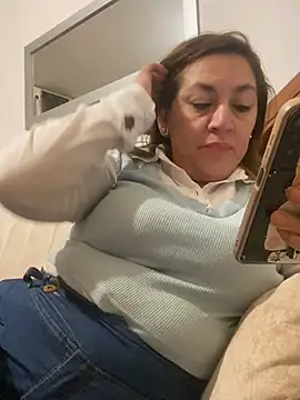 Luna-nevada online show from 02-15-26, 01:24