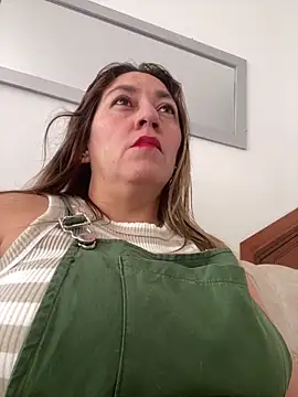 Luna-nevada online show from 03-10-26, 04:23