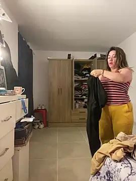 Snapshot of Luna-nevada chatting on 06-19-26, 11:14 Luna-nevada online show from 06-19-26, 11:14