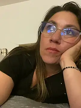Snapshot of Luna-nevada chatting on 07-24-26, 03:48 Luna-nevada online show from 07-24-26, 03:48