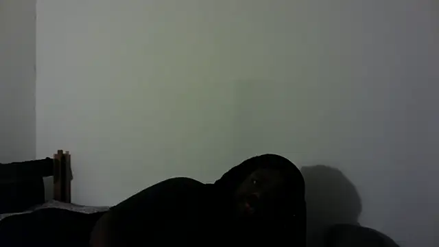 shaniko89isscam online show from 05-18-26, 09:26