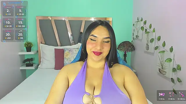 Snapshot of Sophie_Grays_ chatting on 05-28-26, 08:17 Sophie Grays online show from 05-28-26, 08:17