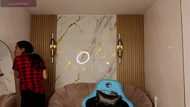  wendy b online show from 11-07-25, 03:06