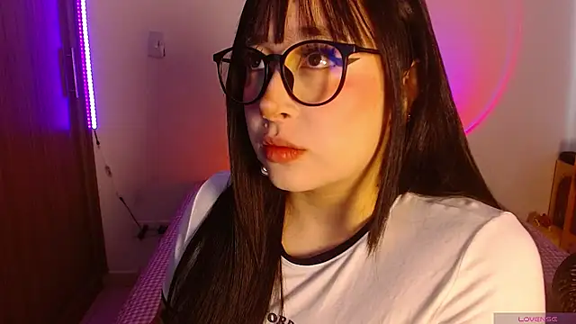 Oliviargf online show from 03-06-26, 12:23