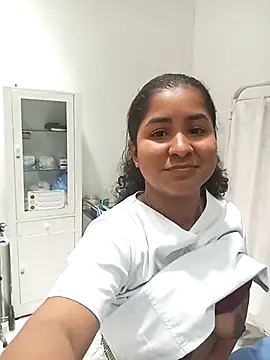 Snapshot of Paula6Colombia chatting on 03-08-25, 12:44 Paula6Colombia online show from 03-08-25, 12:44