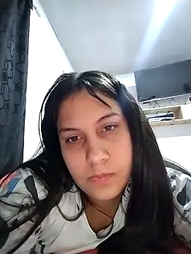 Snapshot of esmeralda_jadees chatting on 04-29-26, 02:10 esmeralda jadees online show from 04-29-26, 02:10