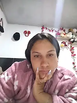 Snapshot of esmeralda_jadees chatting on 06-07-26, 12:42 esmeralda jadees online show from 06-07-26, 12:42