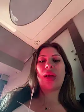 Alicedream5 online show from 10-22-25, 11:43