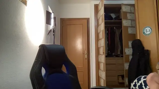 Snapshot of Martinassy chatting on 03-12-25, 11:09 Martinassy online show from 03-12-25, 11:09