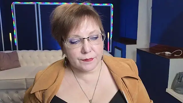 Snapshot of Kira_Kenet chatting on 03-11-25, 02:51 Kira Kenet online show from 03-11-25, 02:51