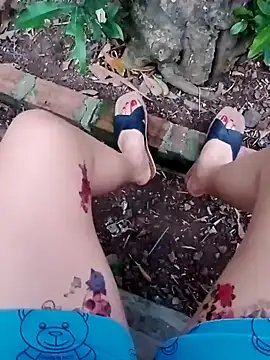 Snapshot of Zenny22_ chatting on 03-13-25, 10:47 Zenny22 online show from 03-13-25, 10:47