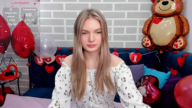 Snapshot of EvelineAmore chatting on 02-08-26, 08:51 EvelineAmore online show from 02-08-26, 08:51