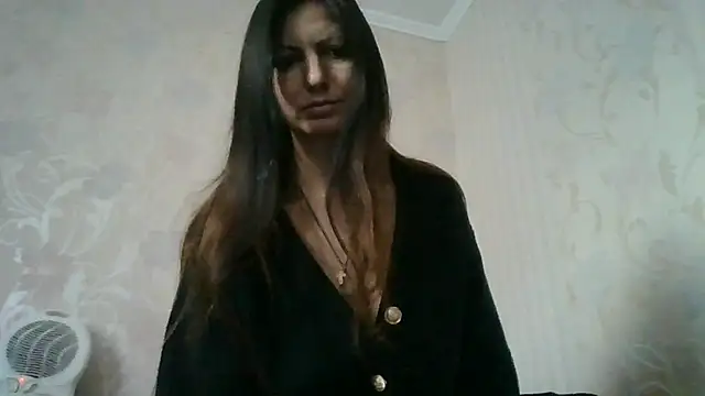 AliseWats online show from 10-12-25, 02:38