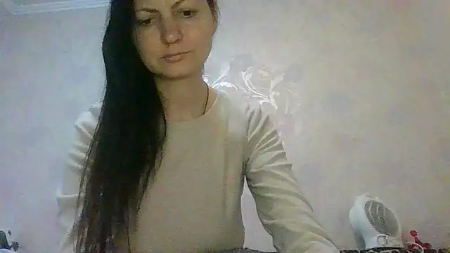 AliseWats online show from 04-19-26, 08:00